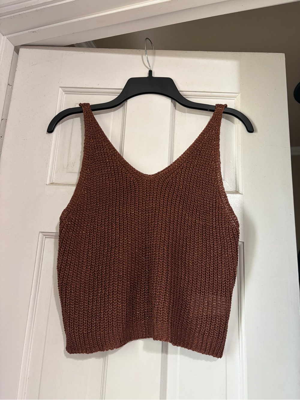 Ribbed V-Neck Brown Knit Tank